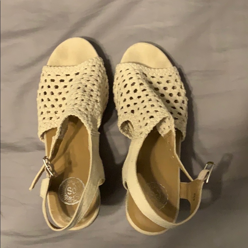 wooden wedge shoe with netted top
